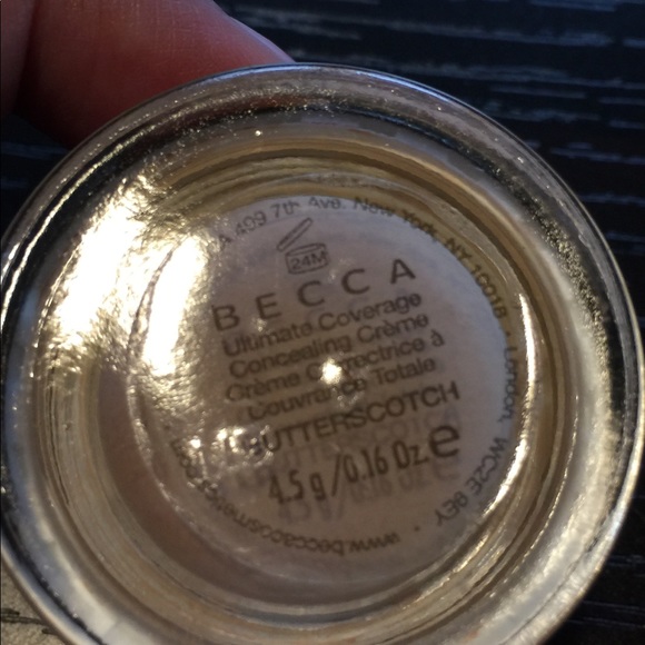 Becca Ultimate Coverage Concealing Crème - Picture 5 of 6